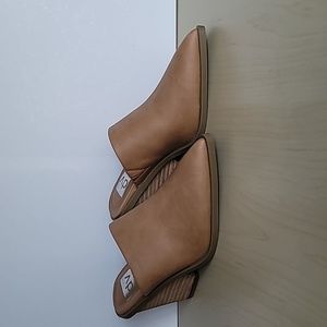 DV by Dolce Vita Tan Mules